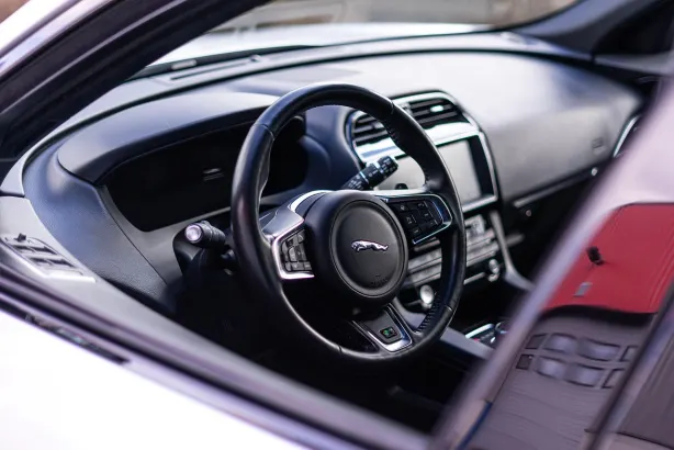 Lucy Kasino Android/iOS aplikace